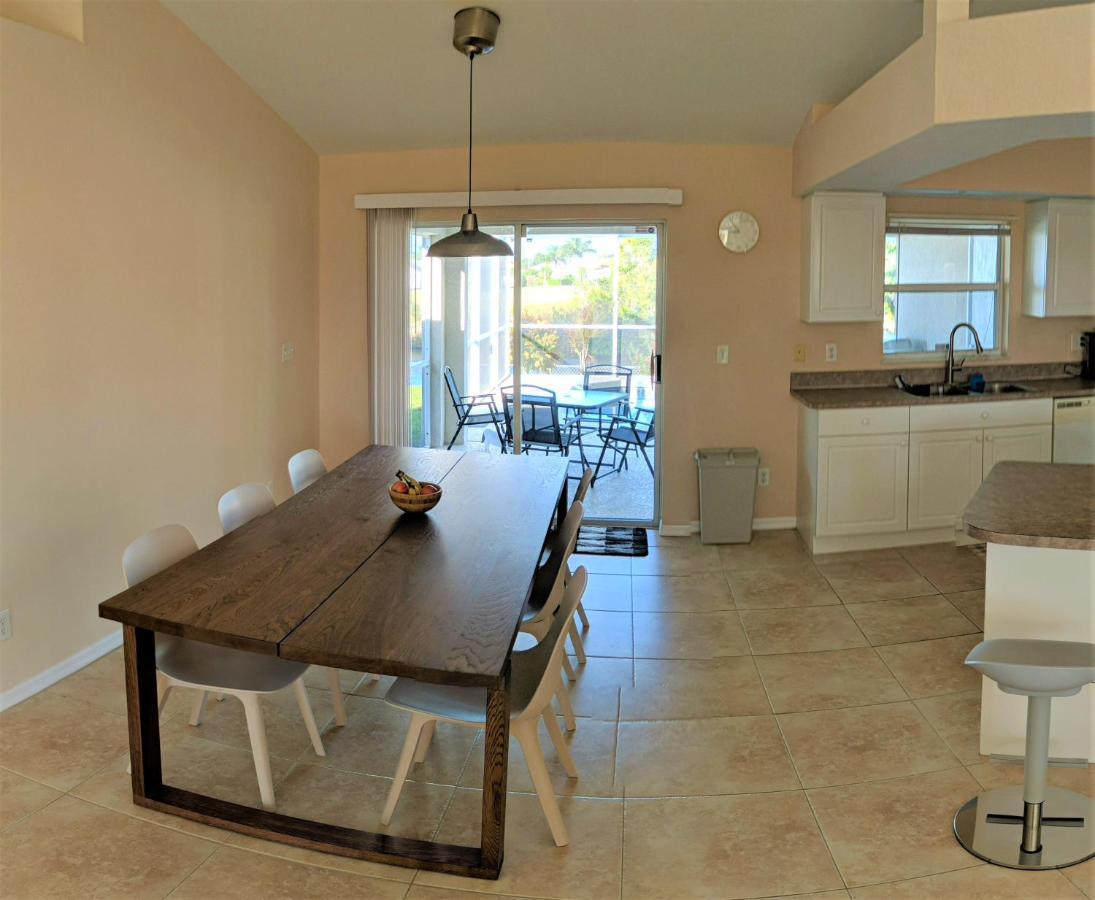 Villa Luhna 3 Bed / 2 Bath Canalfront Heated Pool Κέιπ Κόραλ Εξωτερικό φωτογραφία